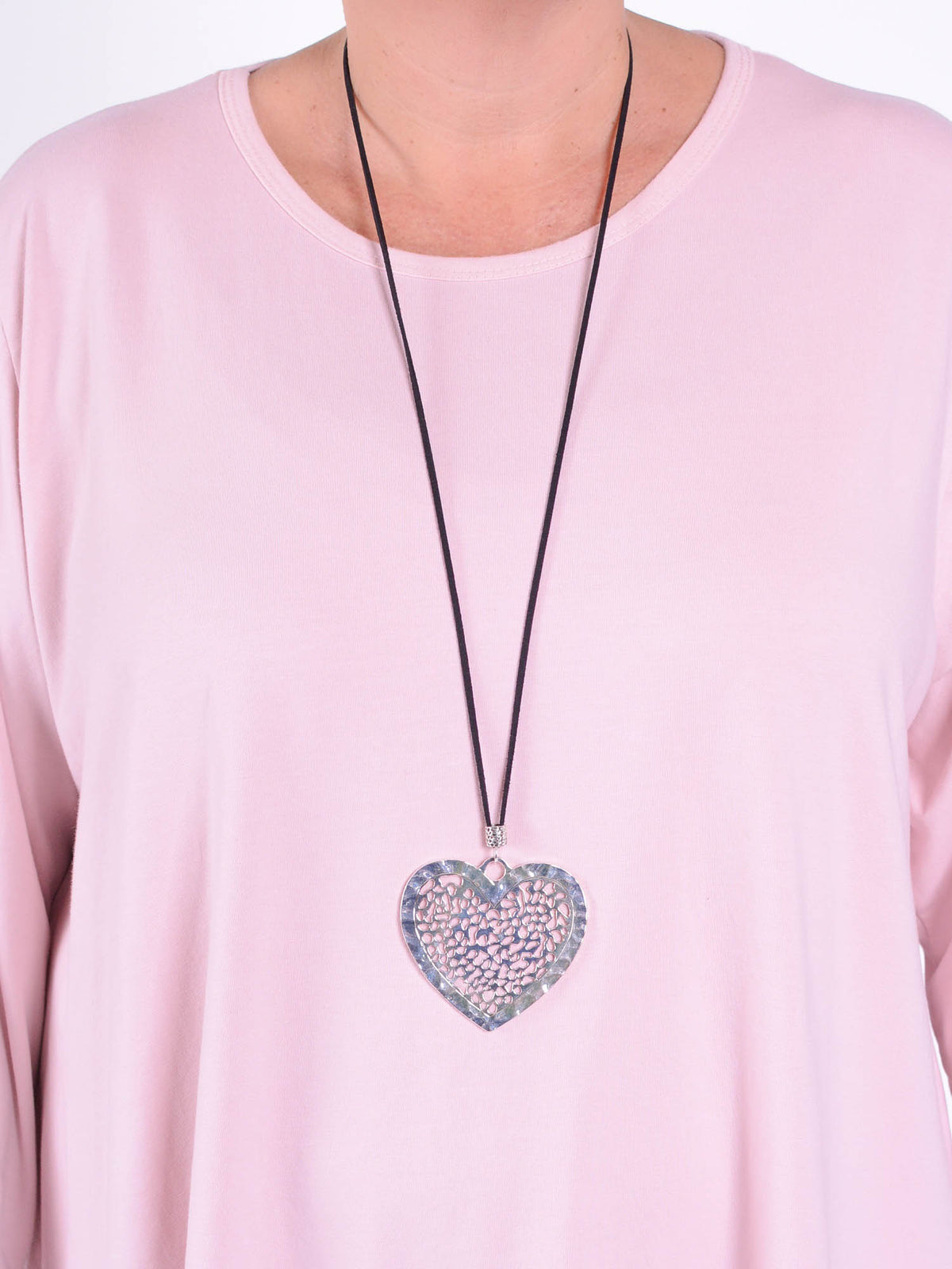 Hammered Heart Necklace - CAT9, , Pure Plus Clothing, Lagenlook Clothing, Plus Size Fashion, Over 50 Fashion