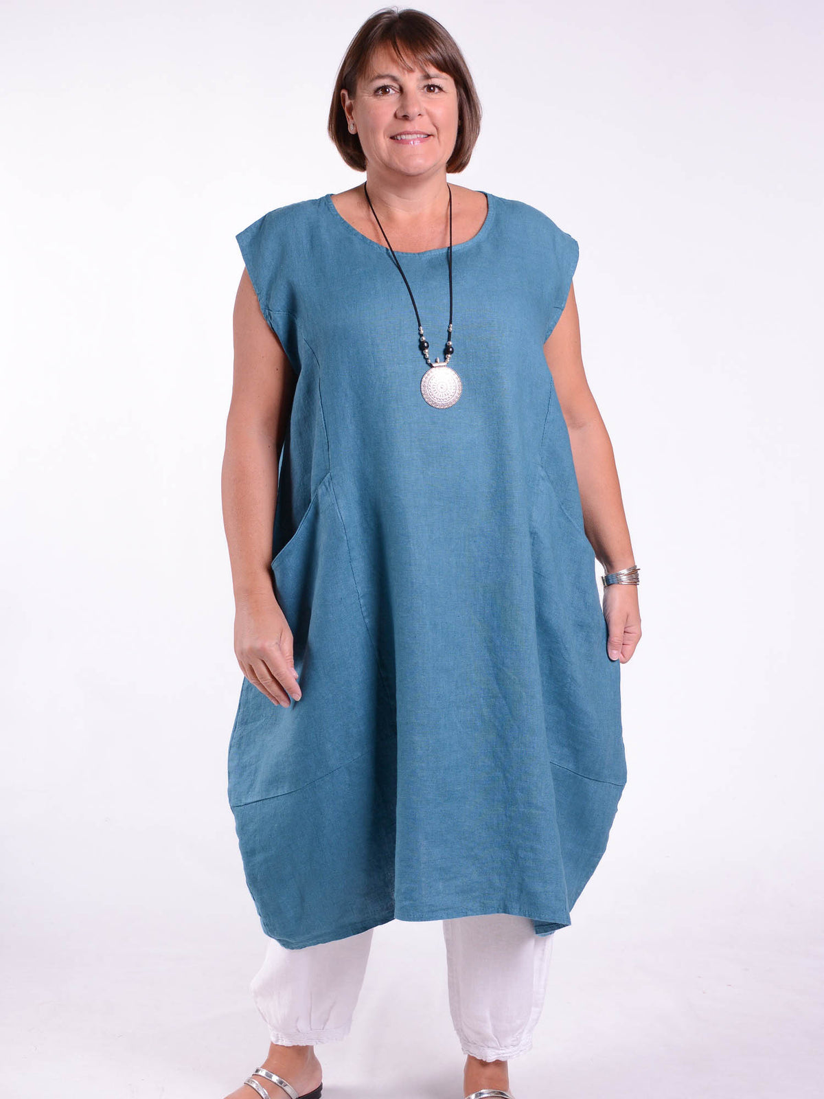 Lagenlook Plus Size Linen Cap Sleeve Dress with Deep Pockets - 9450 Linen, Dresses, Pure Plus Clothing, Lagenlook Clothing, Plus Size Fashion, Over 50 Fashion